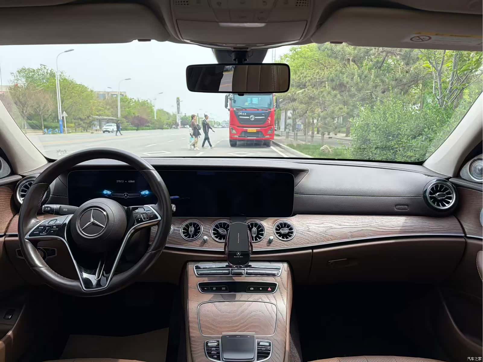 Mercedes-Benz E-Class, 2021 18
