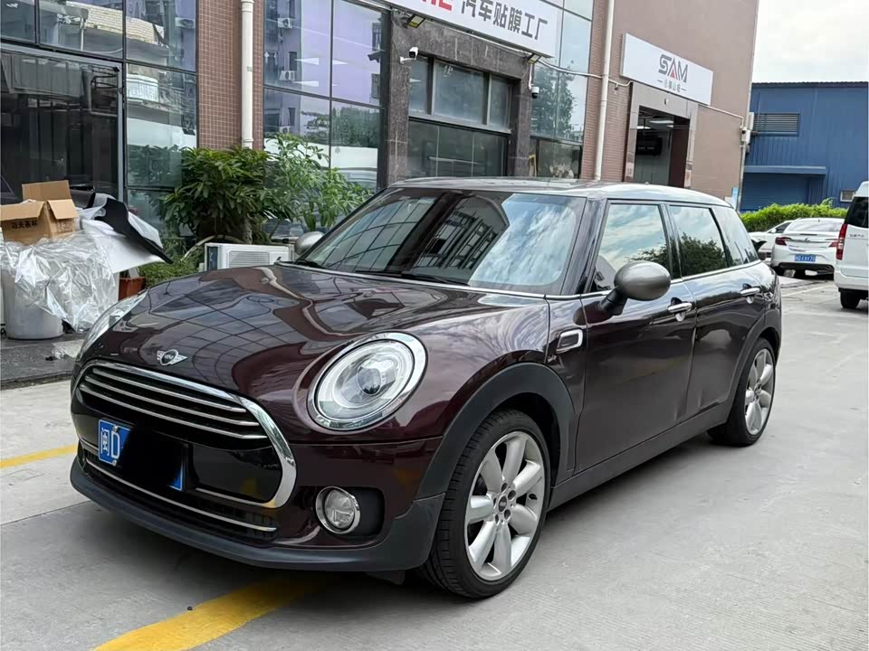 MINI CLUBMAN