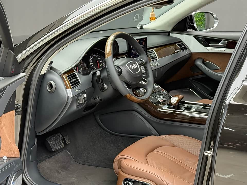 Audi A8 Audi A8