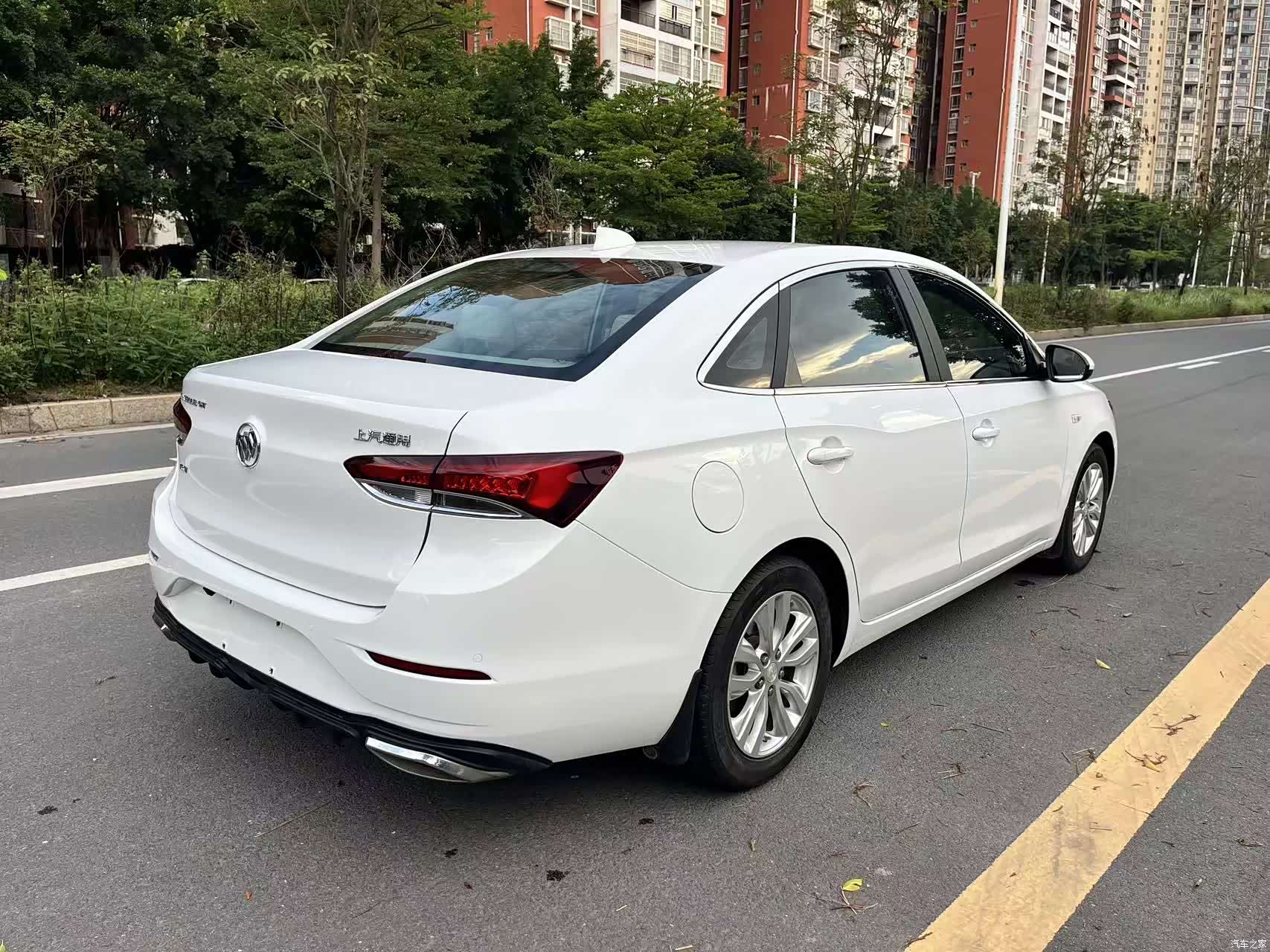 Buick V, 2019 6