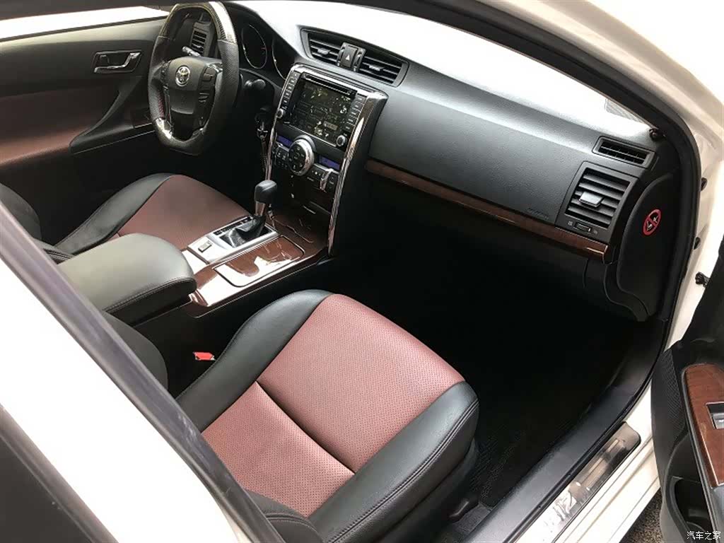Toyota 2.5S, 2015 8