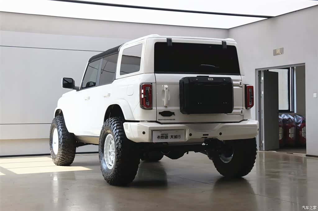 Ford Bronco, 2024 33