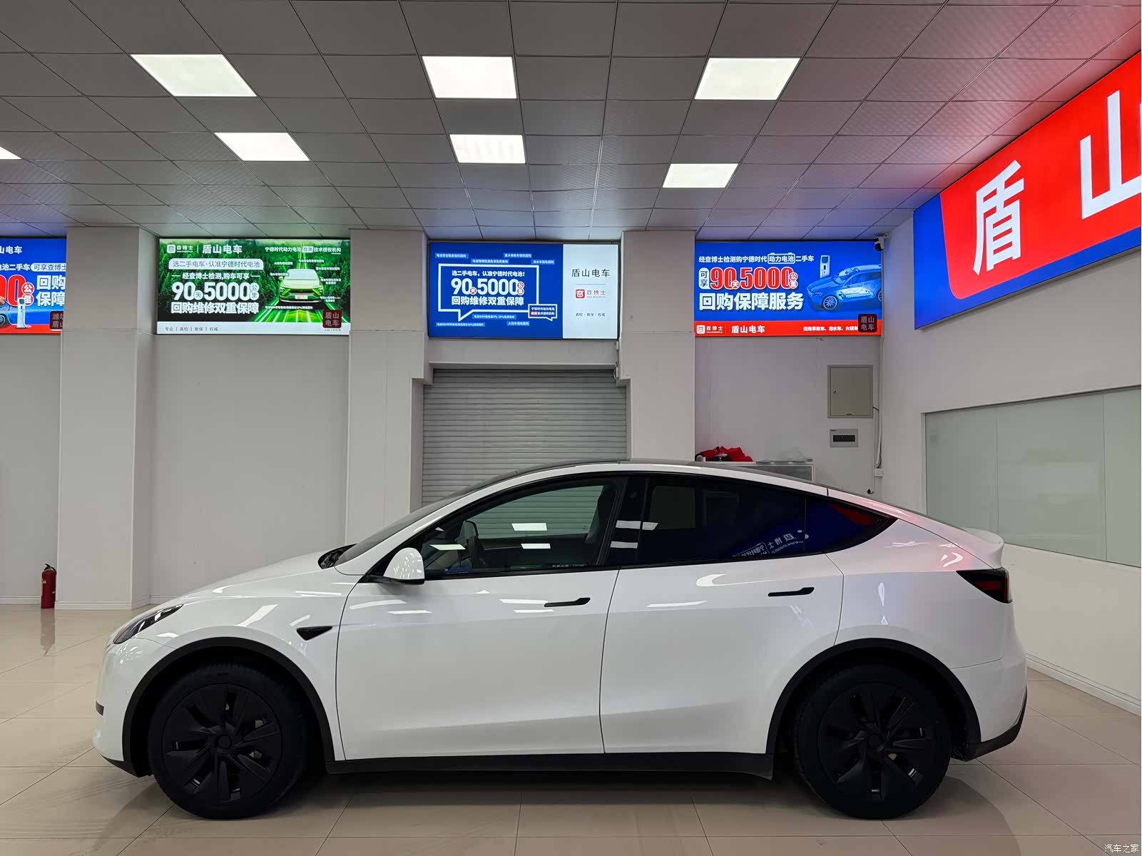 Tesla Model Y, 2022 3