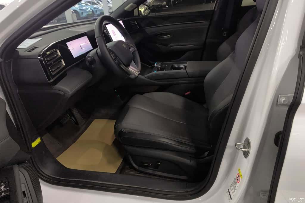 BYD Qin, 2025 9