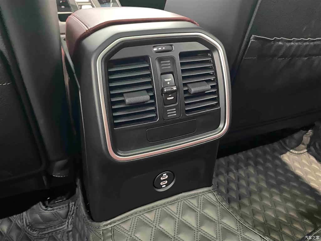 Porsche Macan, 2023 21