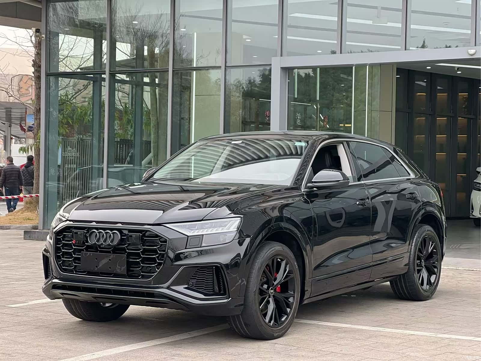 Audi Q8, 2022 2