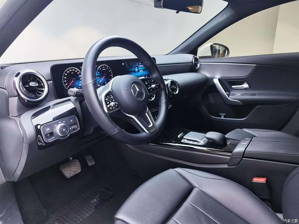 Mercedes-Benz A-Class, 2021 9