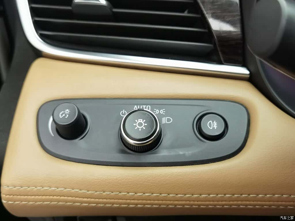 Buick LaCrosse, 2016 21