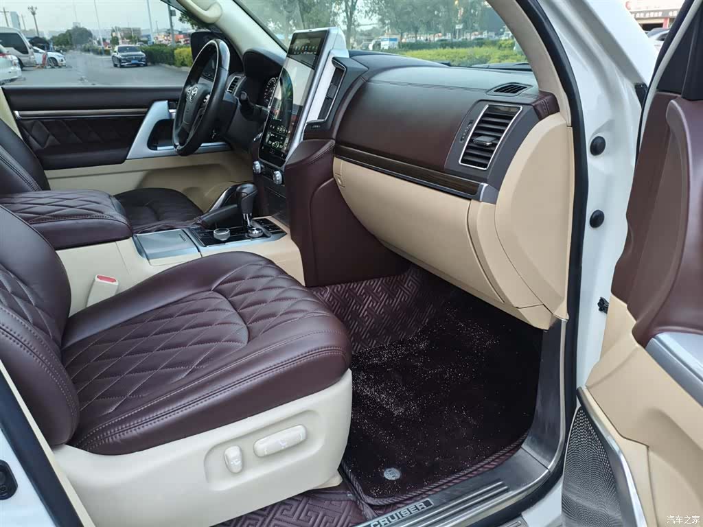 Toyota Land Cruiser, 2016 16