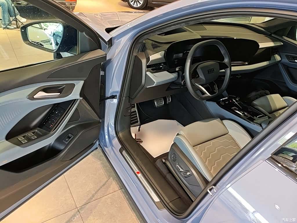 Audi e-tron, 2025 16
