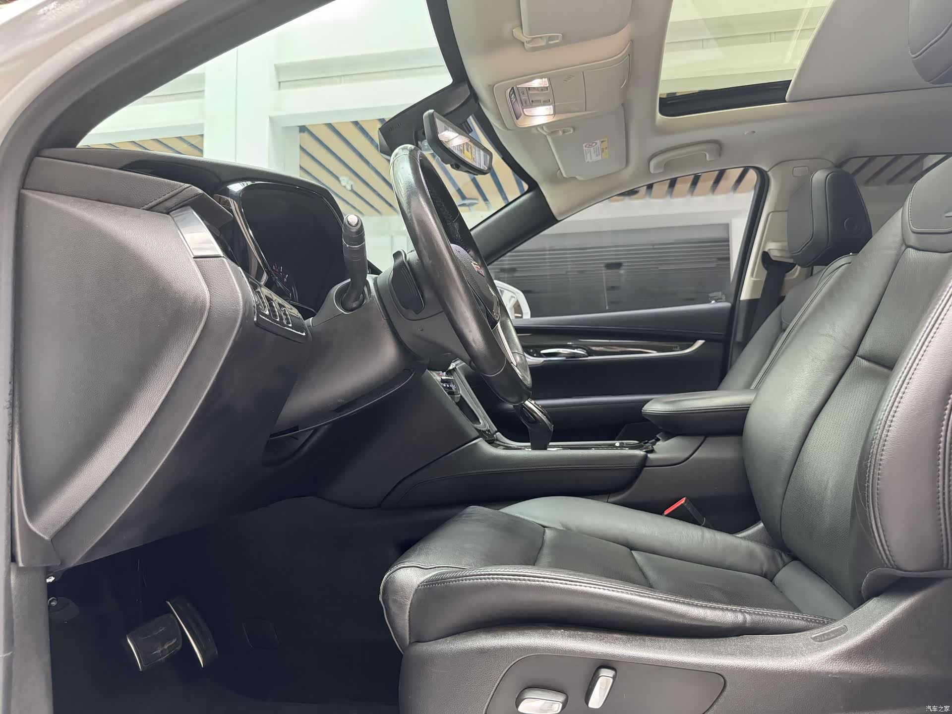 Cadillac XT5, 2017 11