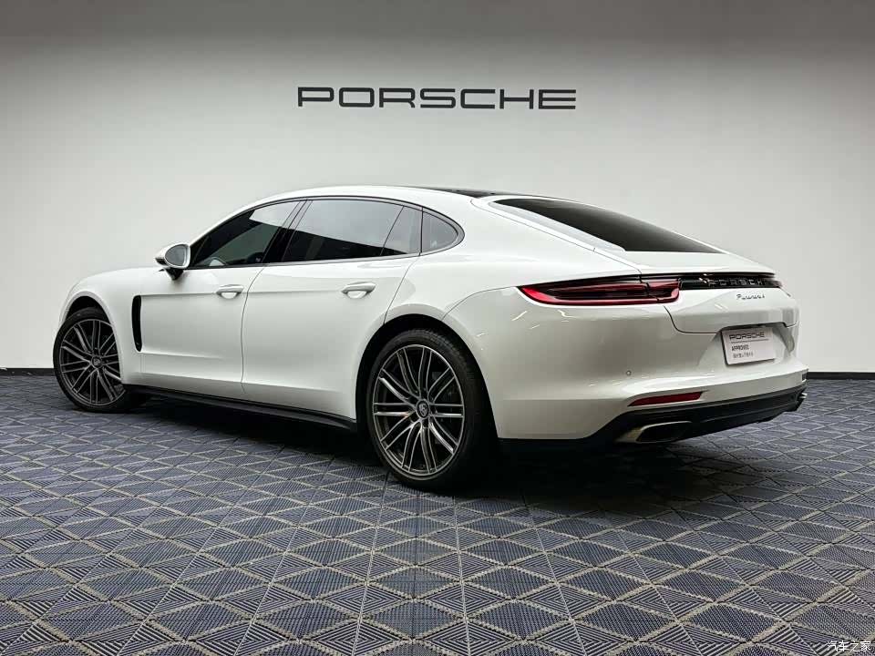 Porsche Panamera, 2020 все фото