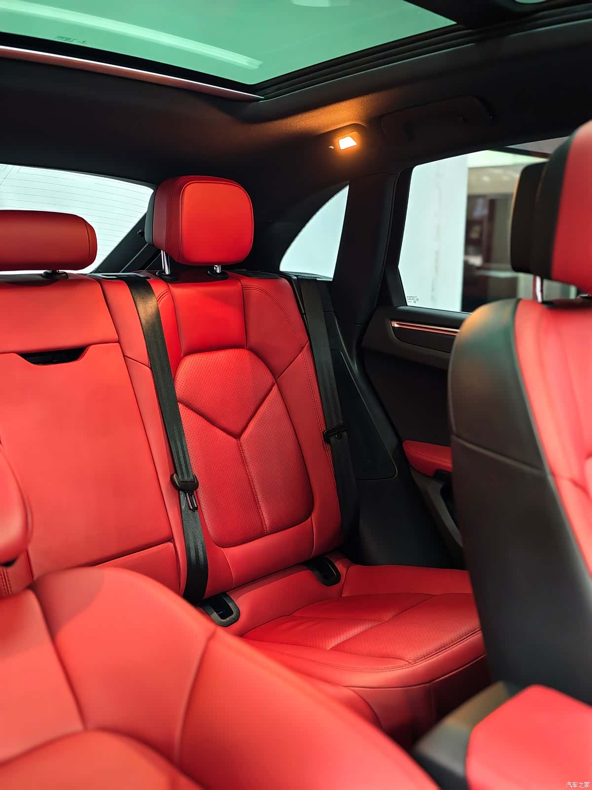 Porsche Macan, 2018 10