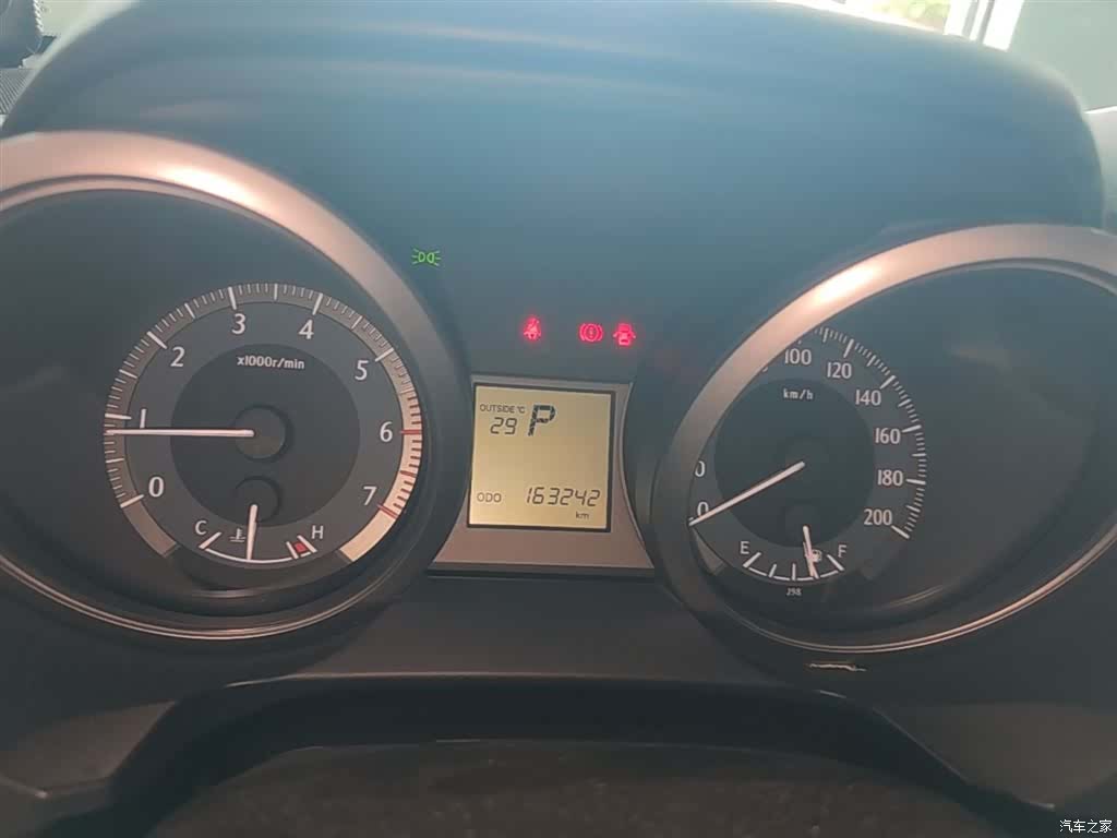 Toyota Prado, 2015 12