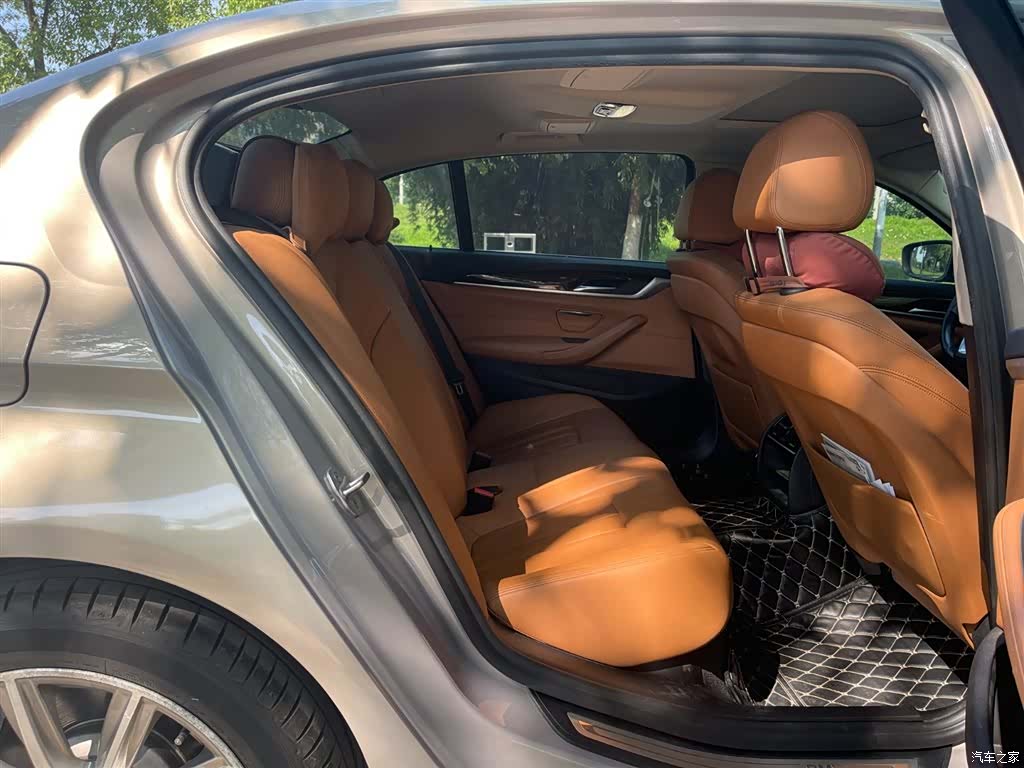 BMW 5 Series, 2018 12
