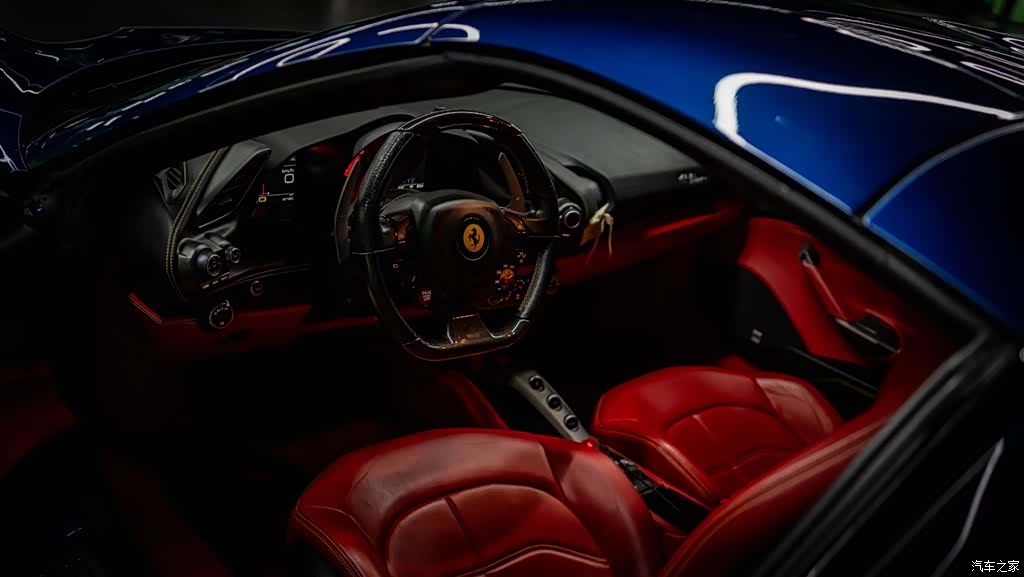 Ferrari 488, 2018 4