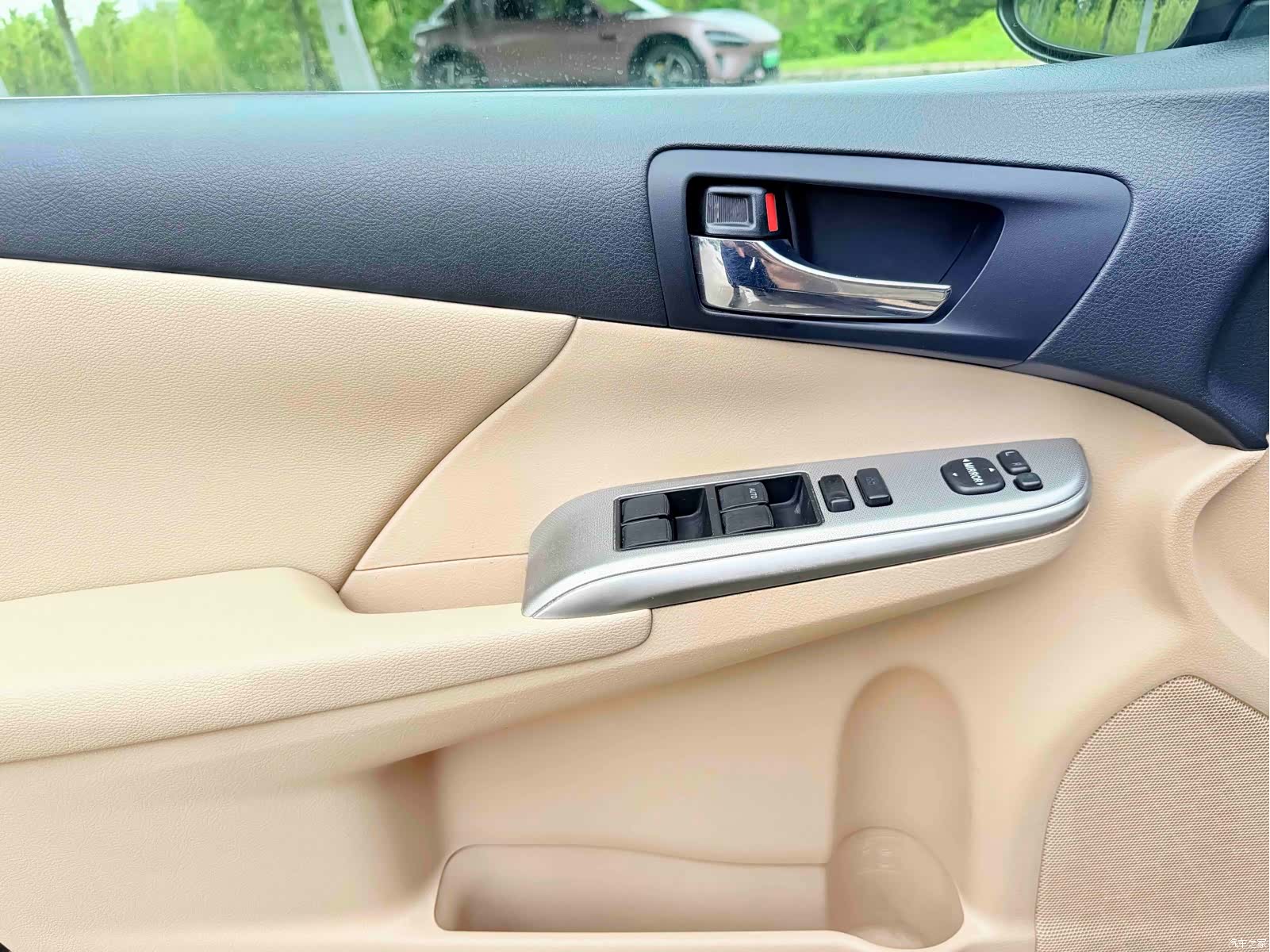 Toyota Camry, 2013 10