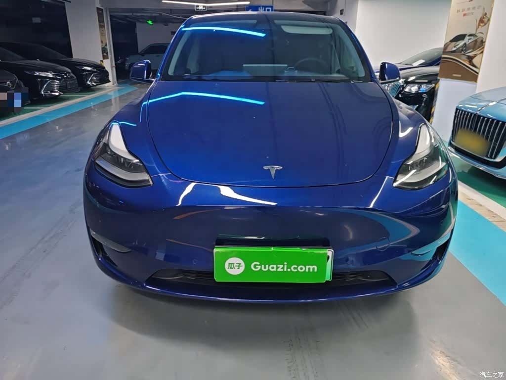 Tesla Model Y, 2021 3