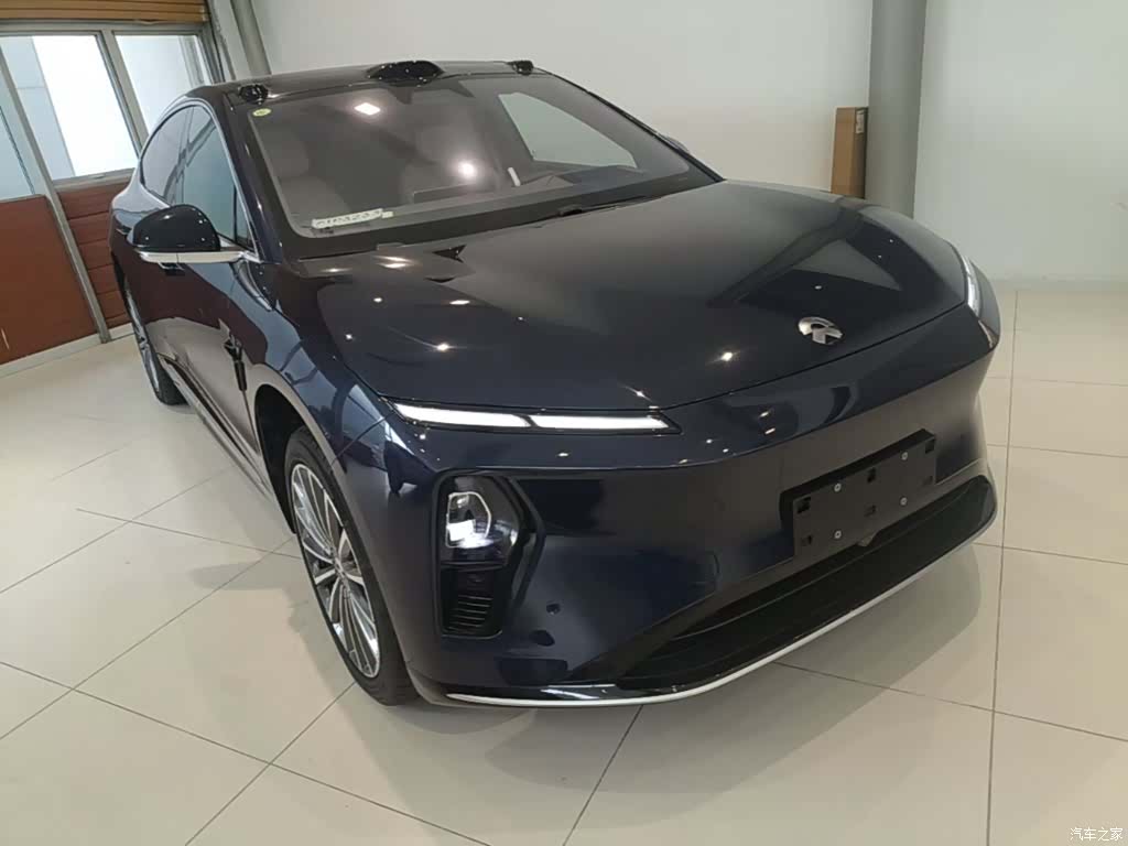 NIO ET9, 2025 4