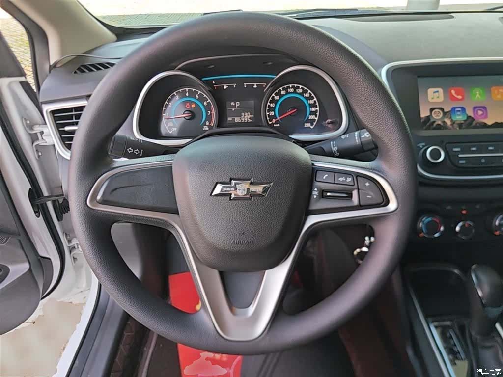 Chevrolet 320, 2018 11