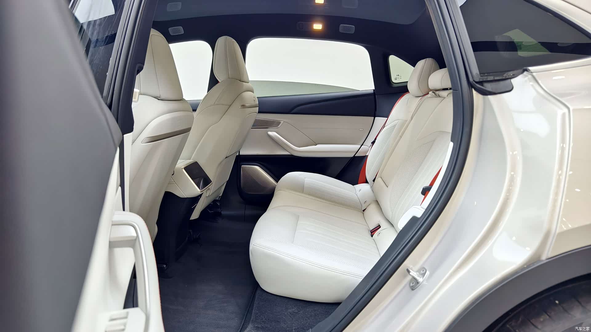NIO L60, 2025 8