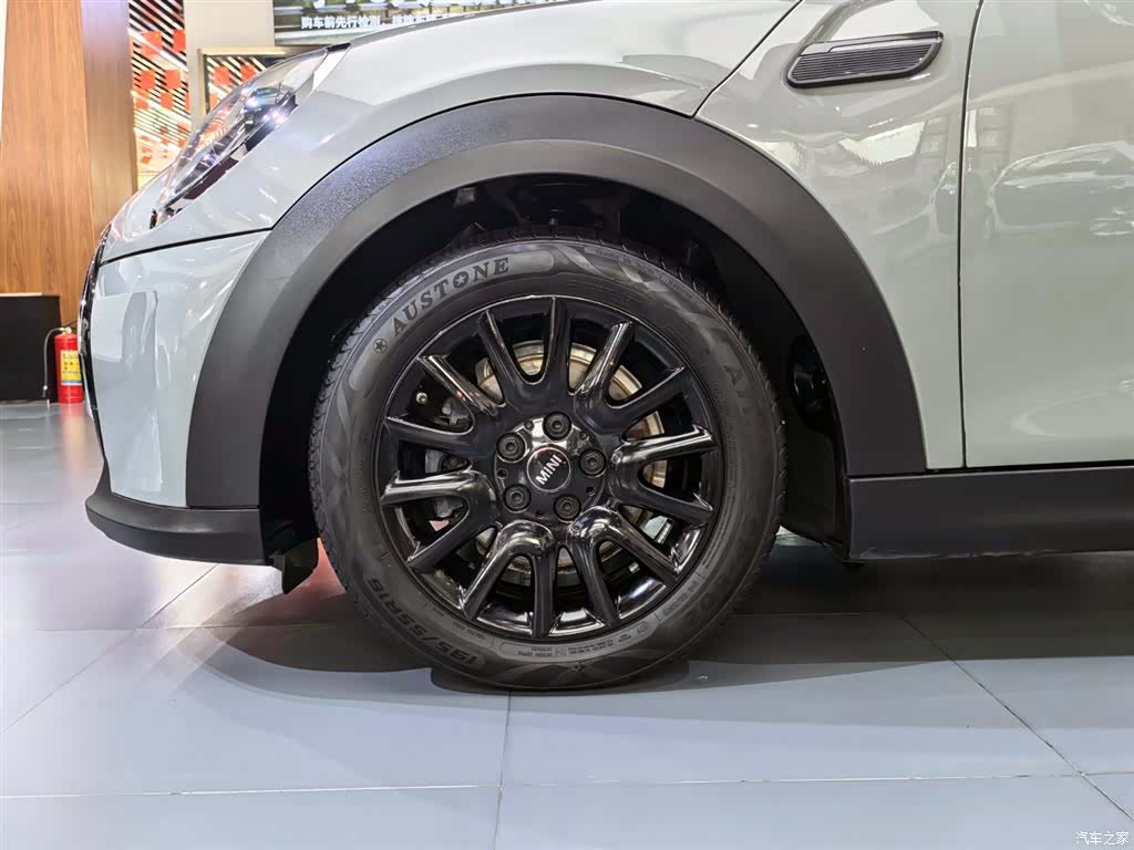Mini ONE, 2021 21