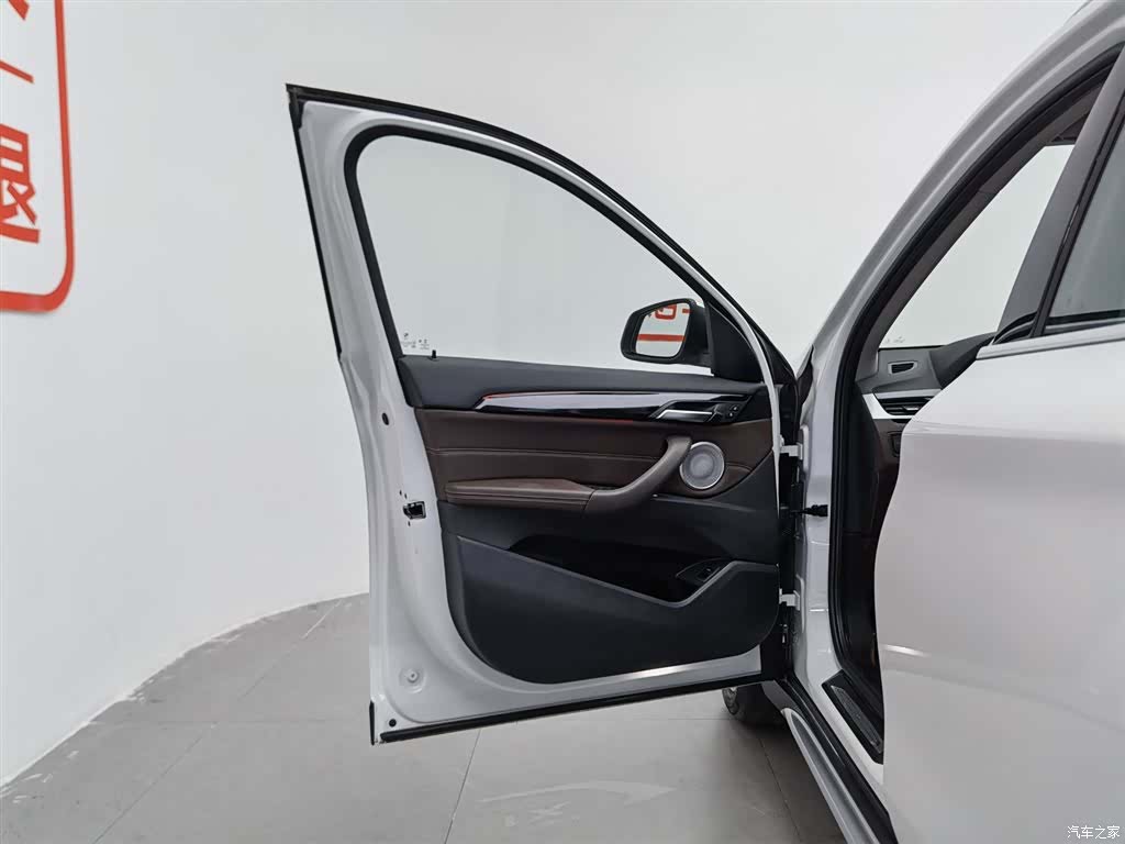 BMW X1, 2021 8