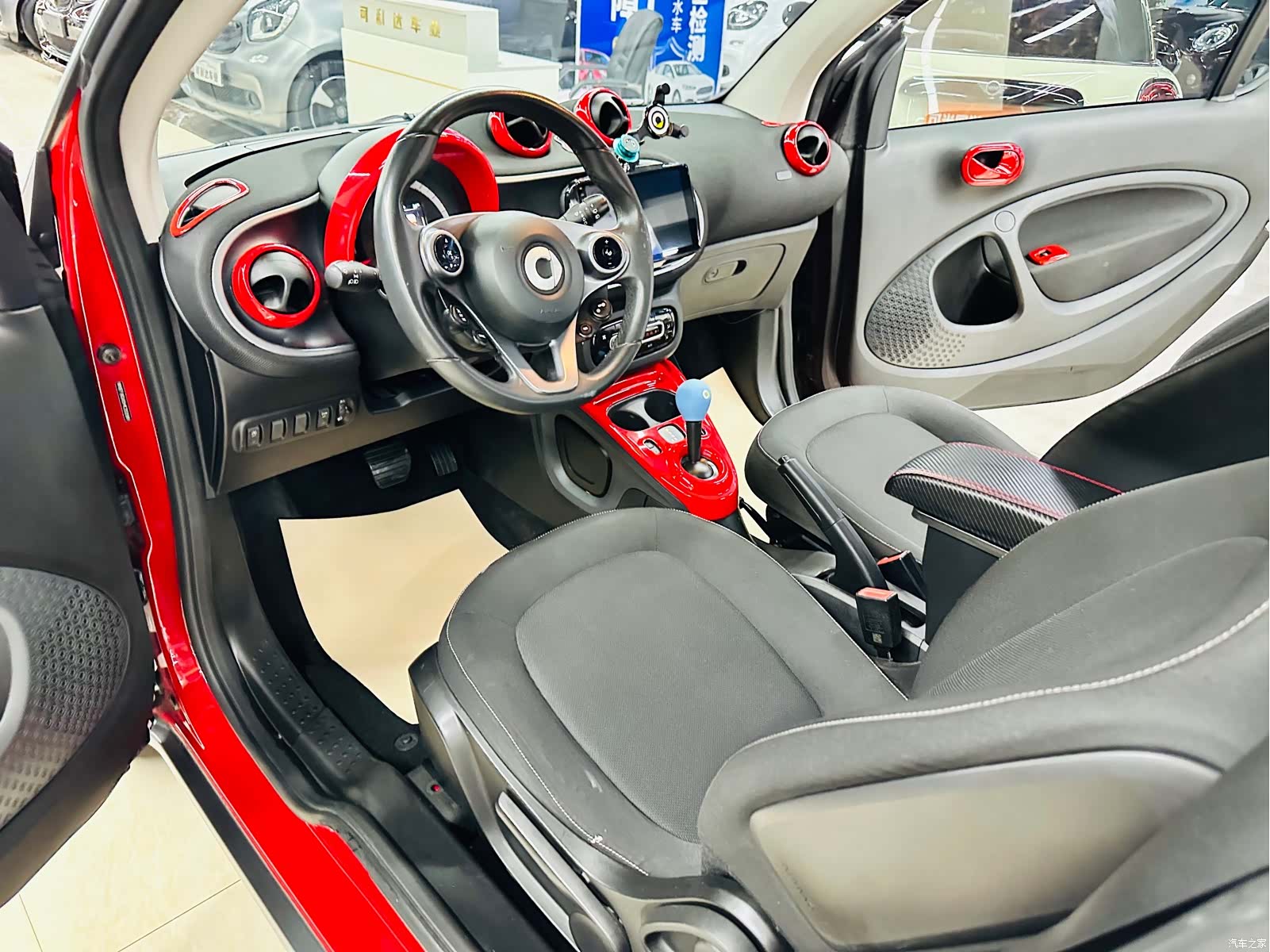 Smart Fortwo, 2017 15