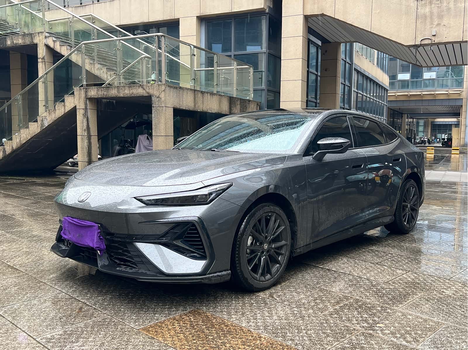 Changan UNI-V