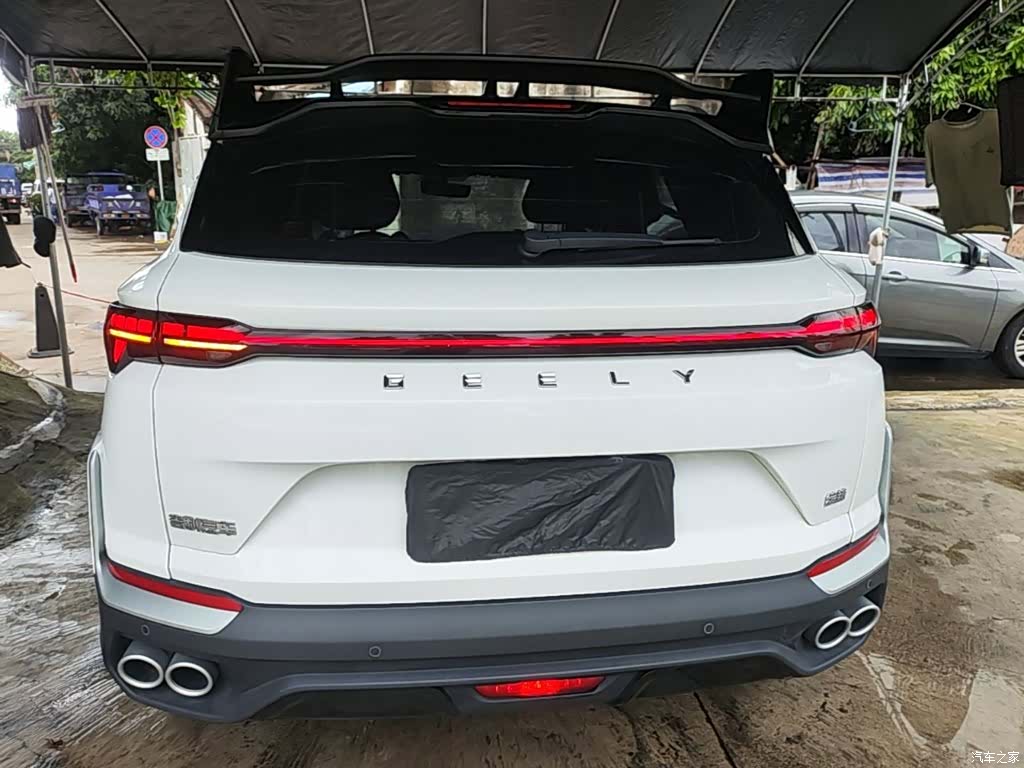 Geely Coolray, 2025 6