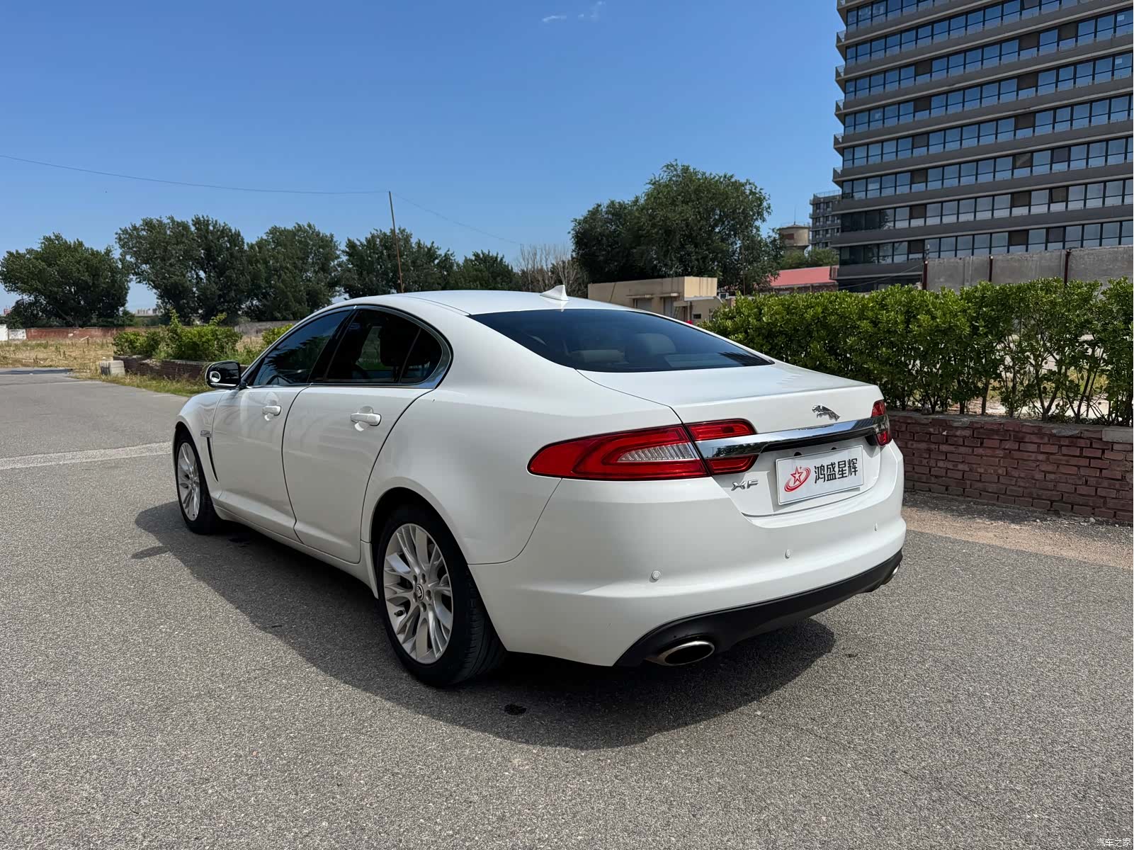 Jaguar XF, 2013 6