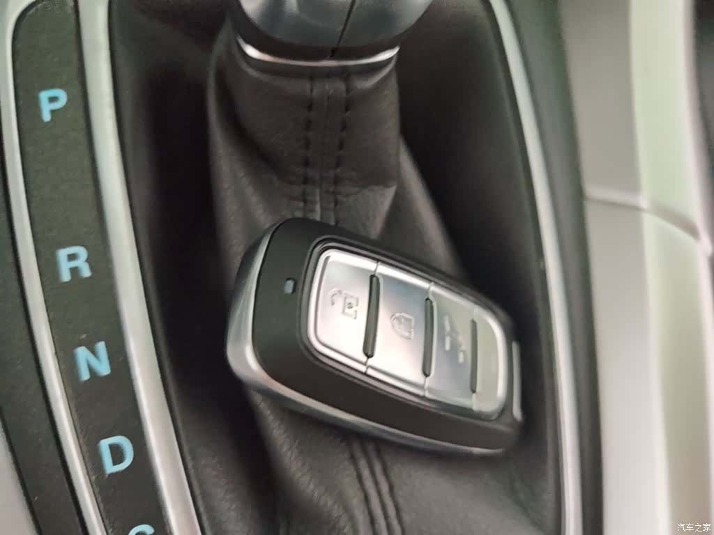 Ford Mondeo, 2016 9