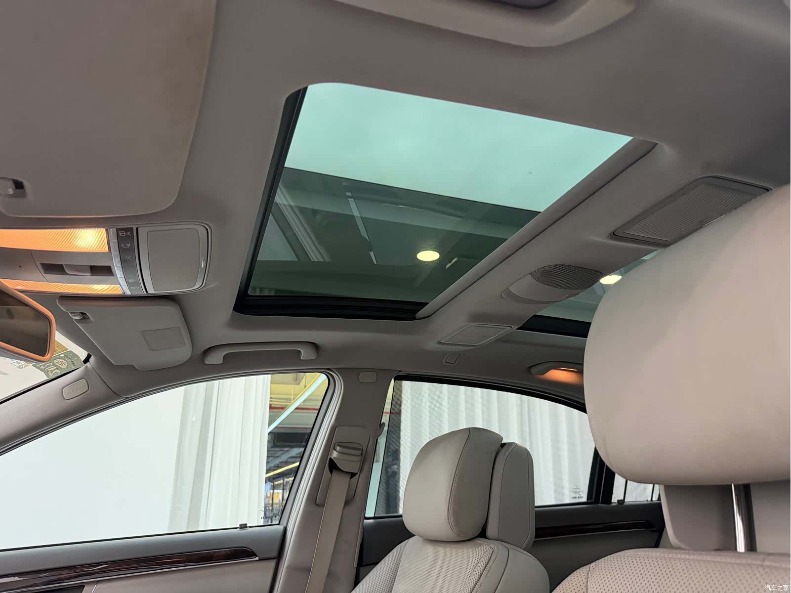 Mercedes-Benz S-Class, 2011 17