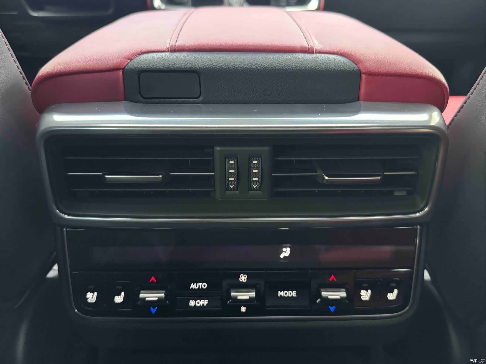 Lexus LX, 2022 7