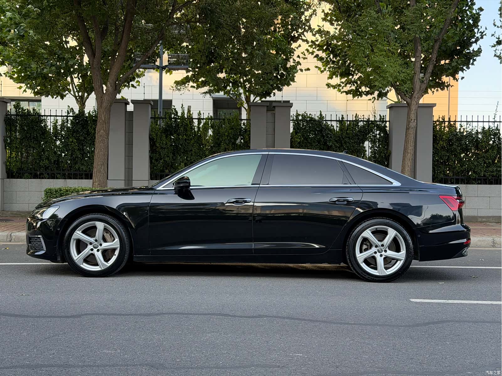 Audi A6L, 2019 4