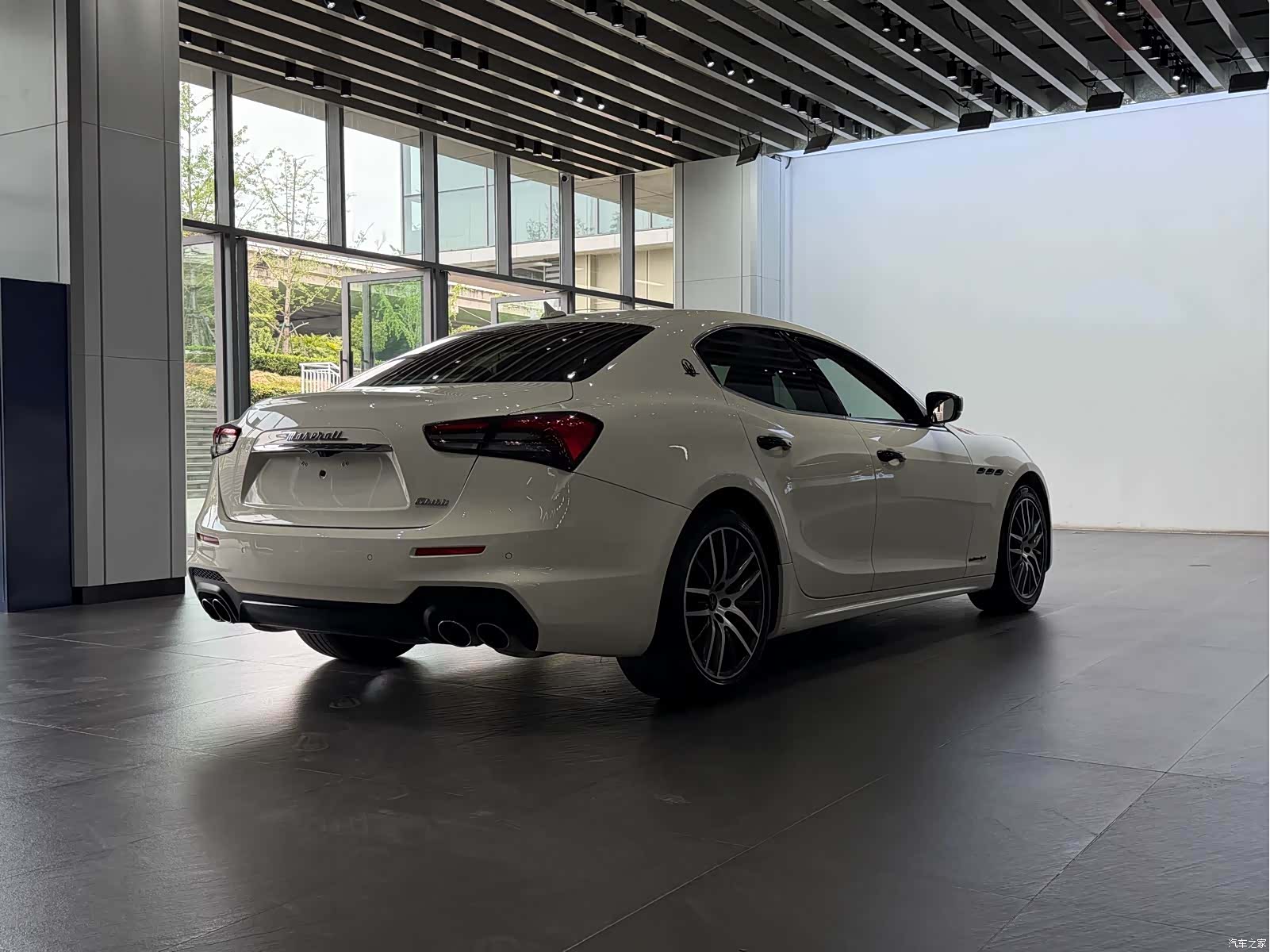 Maserati Ghibli, 2021 17