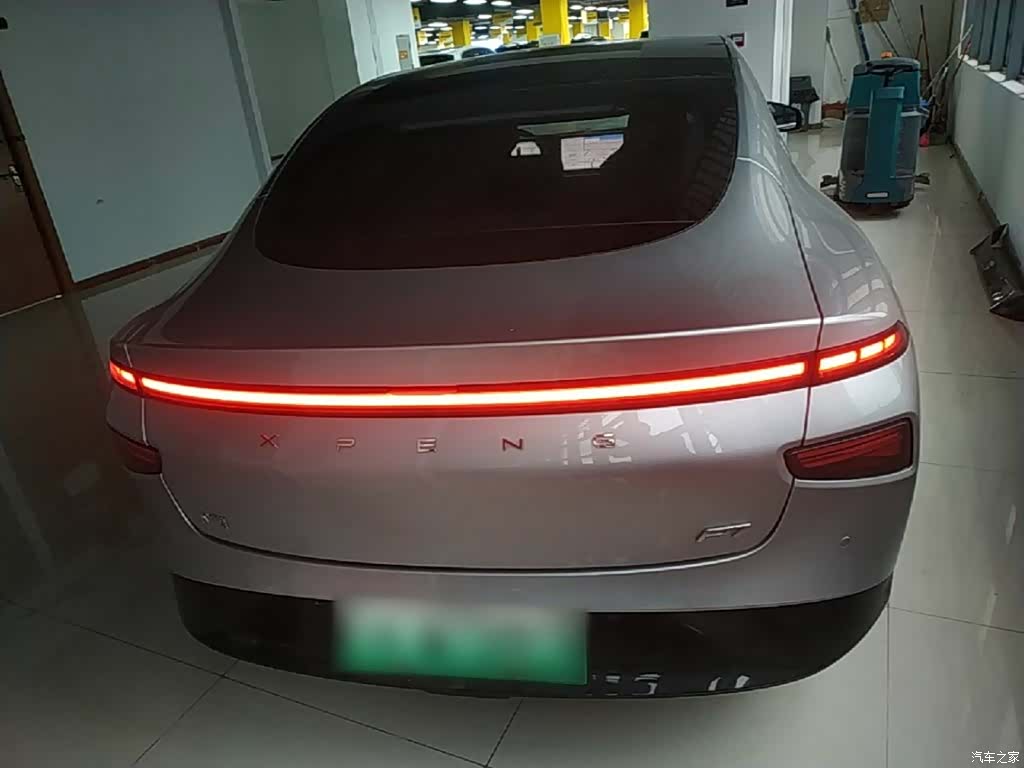 Xpeng P7, 2021 6