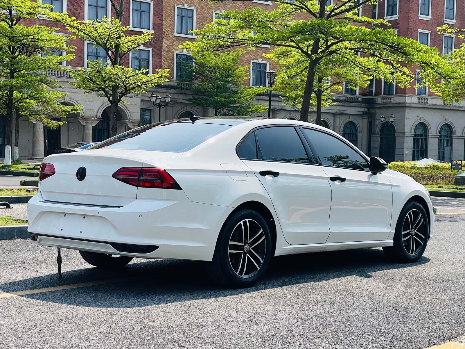 Volkswagen Lamando, 2021 6