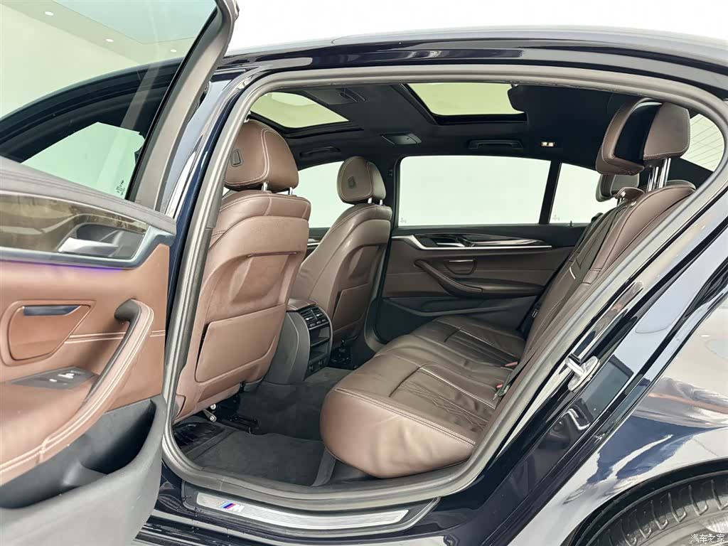 BMW 5 Series, 2018 14
