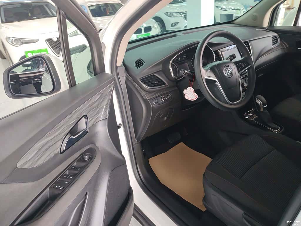 Buick Encore, 2019 12