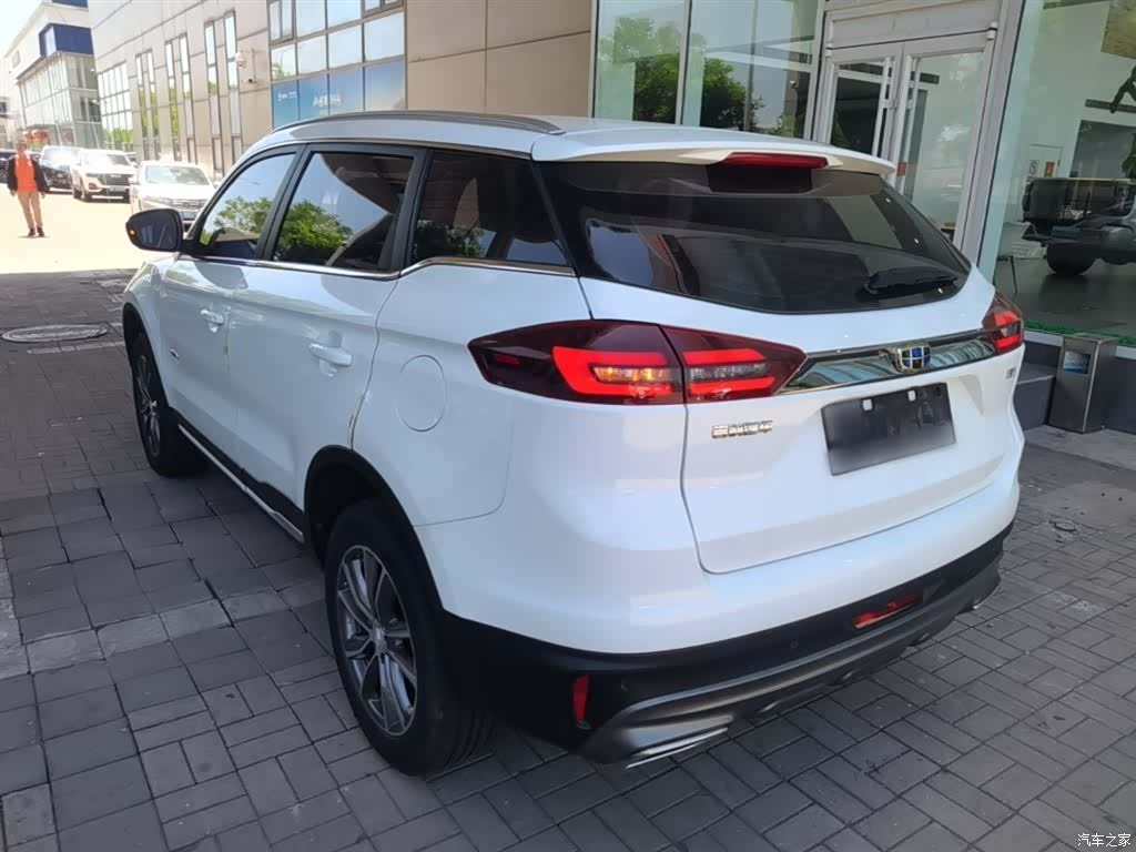 Geely Boyue, 2019 все фото