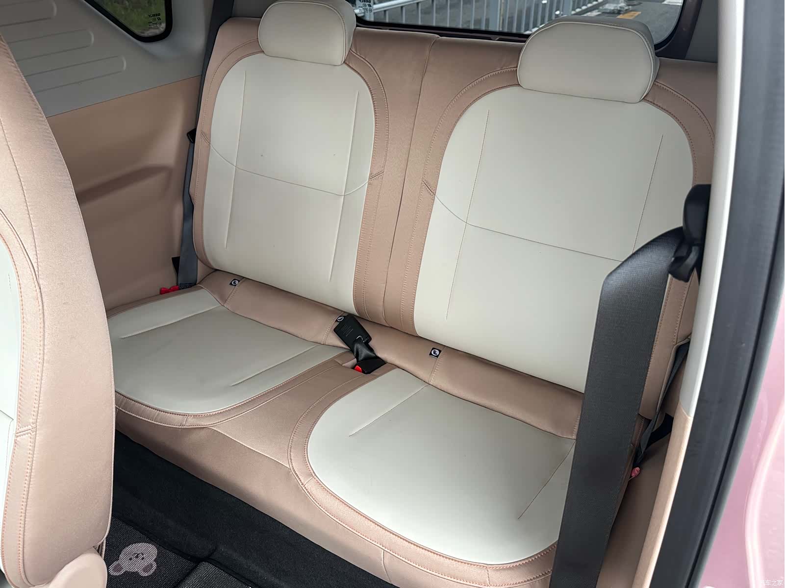Geely Panda, 2023 13