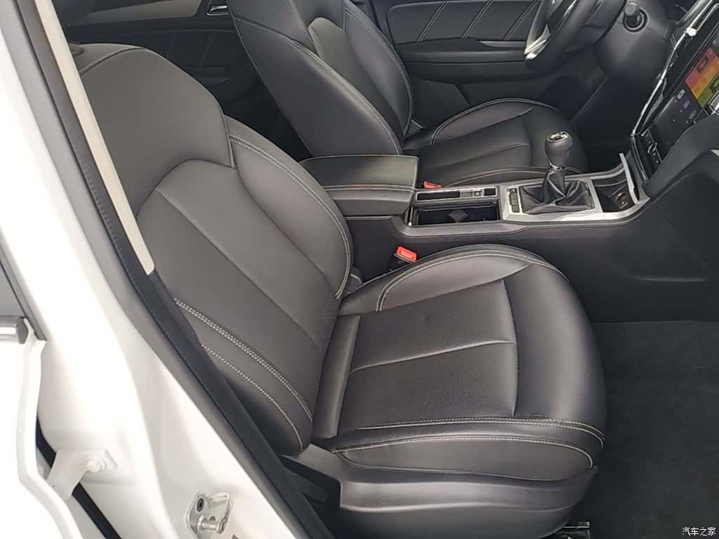 Roewe RX5, 2019 25