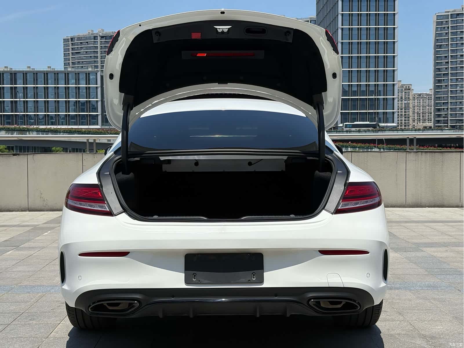 Mercedes-Benz C-Class, 2023 7