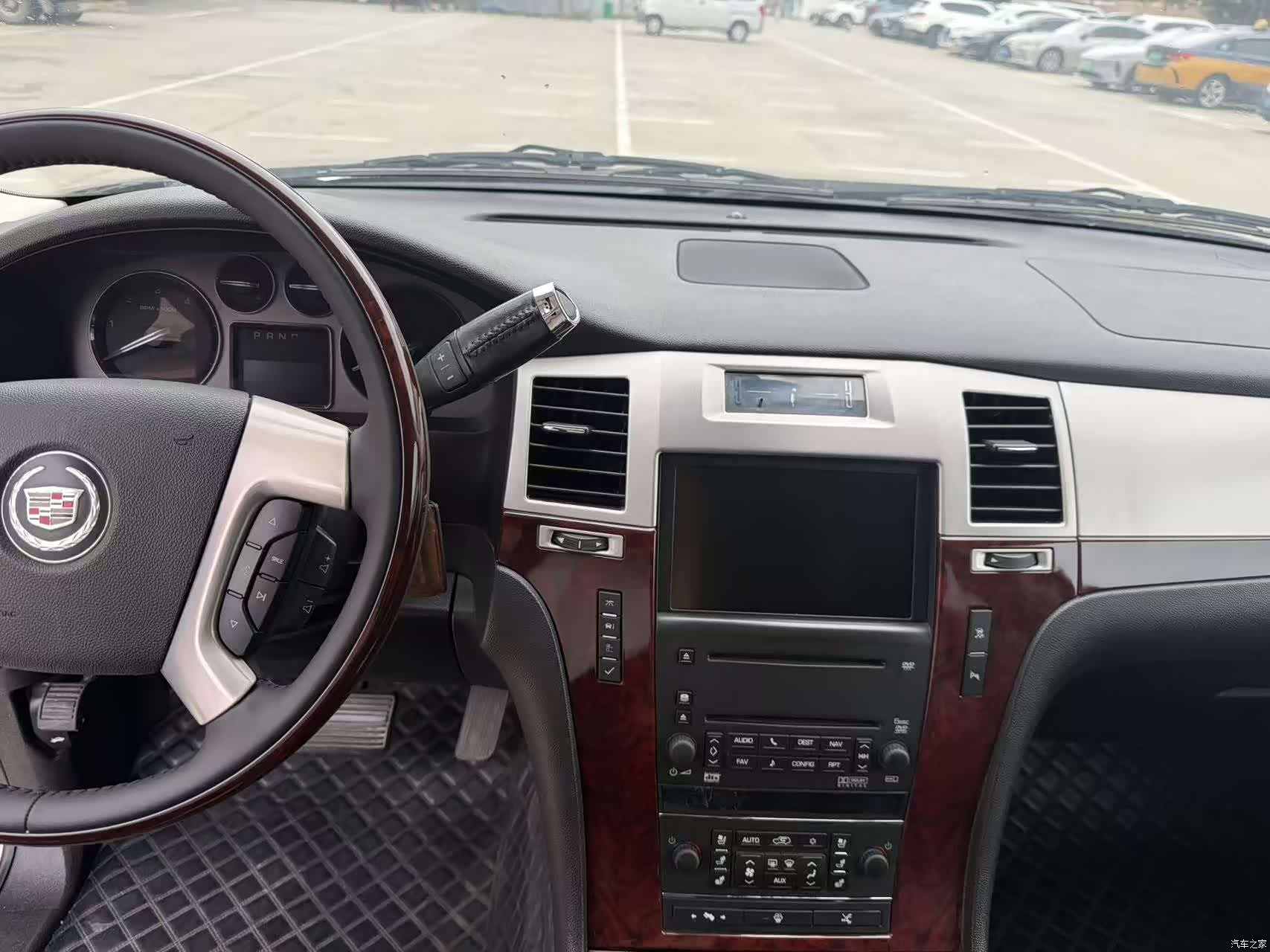 Cadillac Escalade, 2011 14
