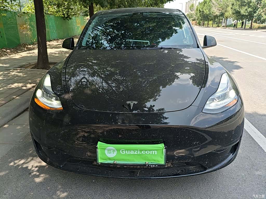Tesla Model Y, 2023 3