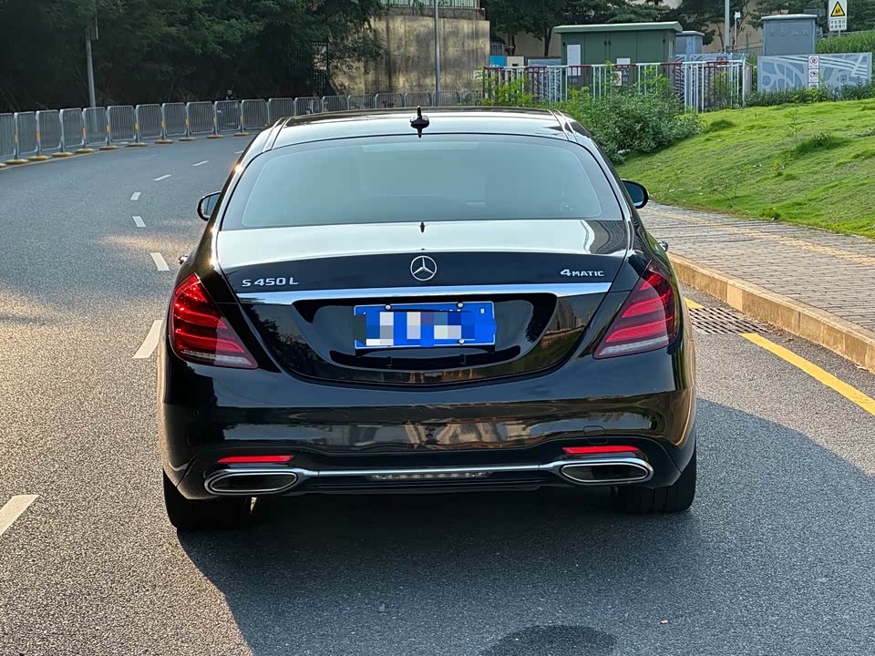 Mercedes-Benz S-class Mercedes-Benz S-class