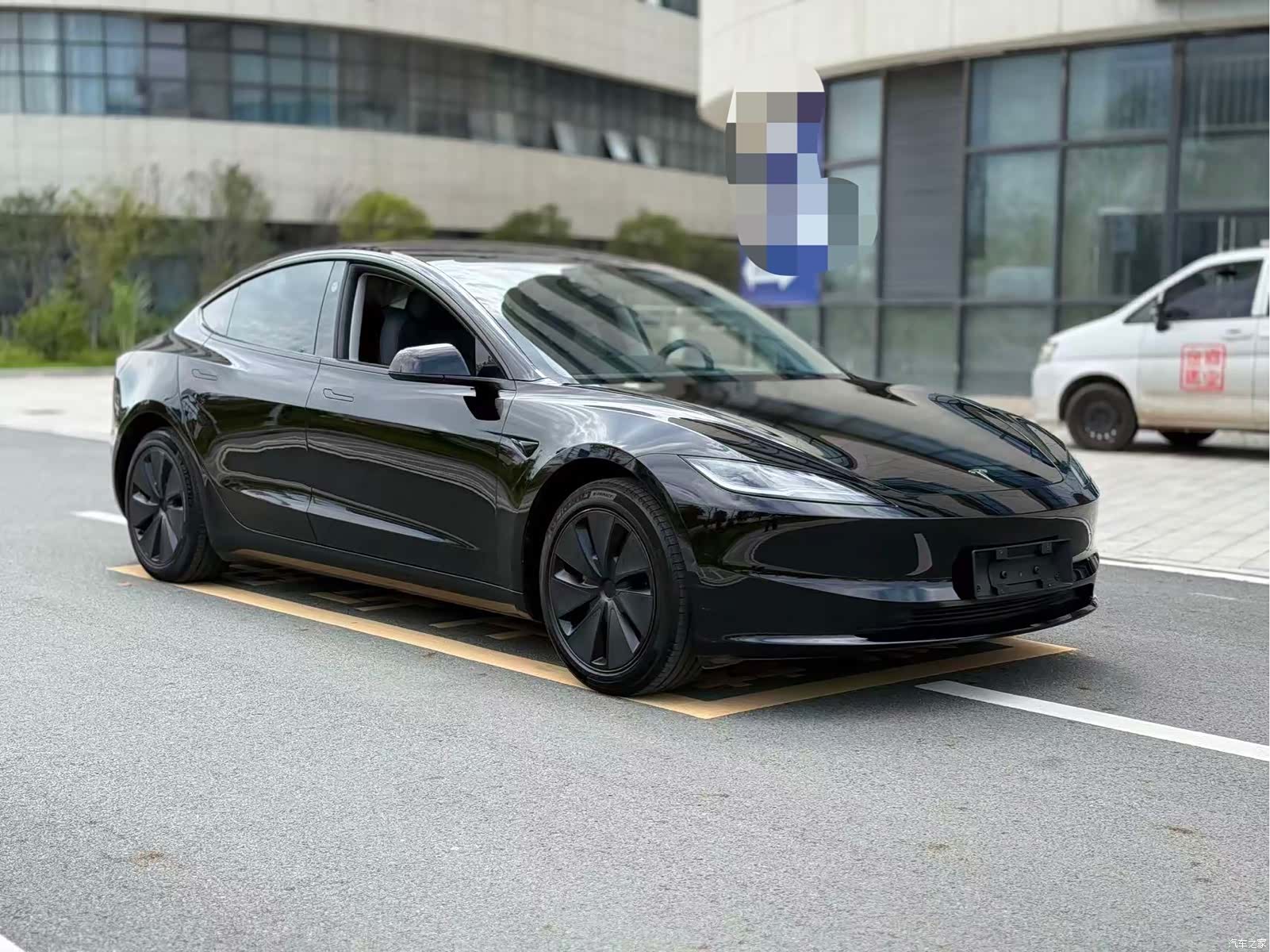 Tesla Model 3, 2024 3