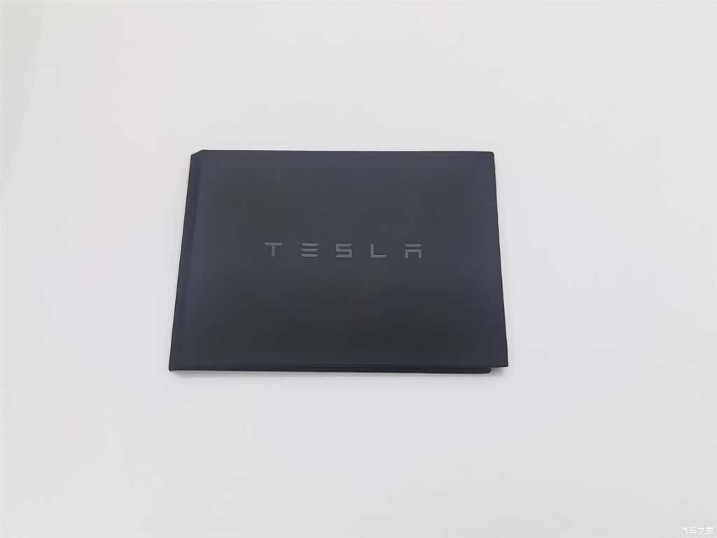 Tesla Model 3, 2025 19