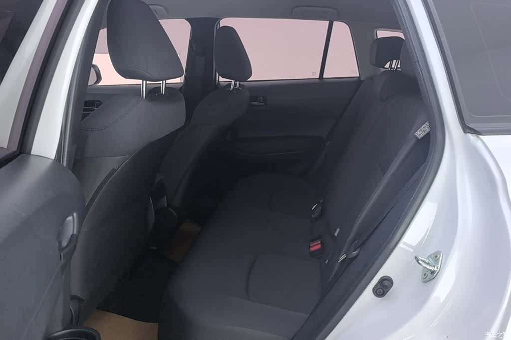 Toyota Corolla, 2023 11